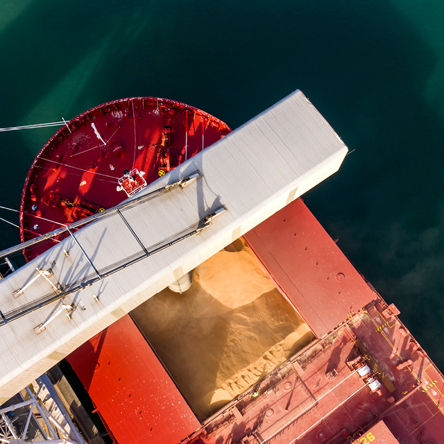 ship loading