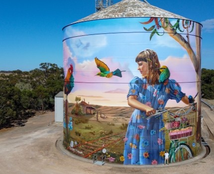 Australia community impact page header 2